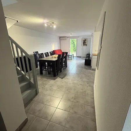 Casa vacanze La Maison De Lyly, Piscine, Privatif